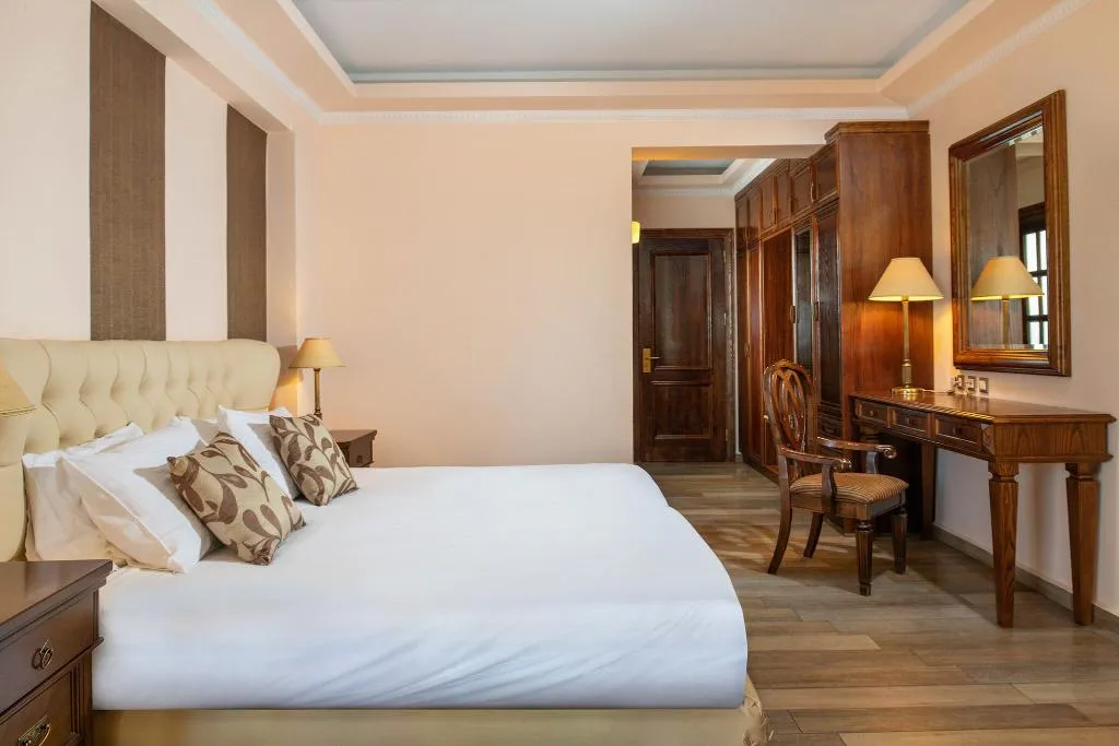 JUNIOR SUITE POOL VIEW Room, Palazetto Suites Zakynthos, Zante