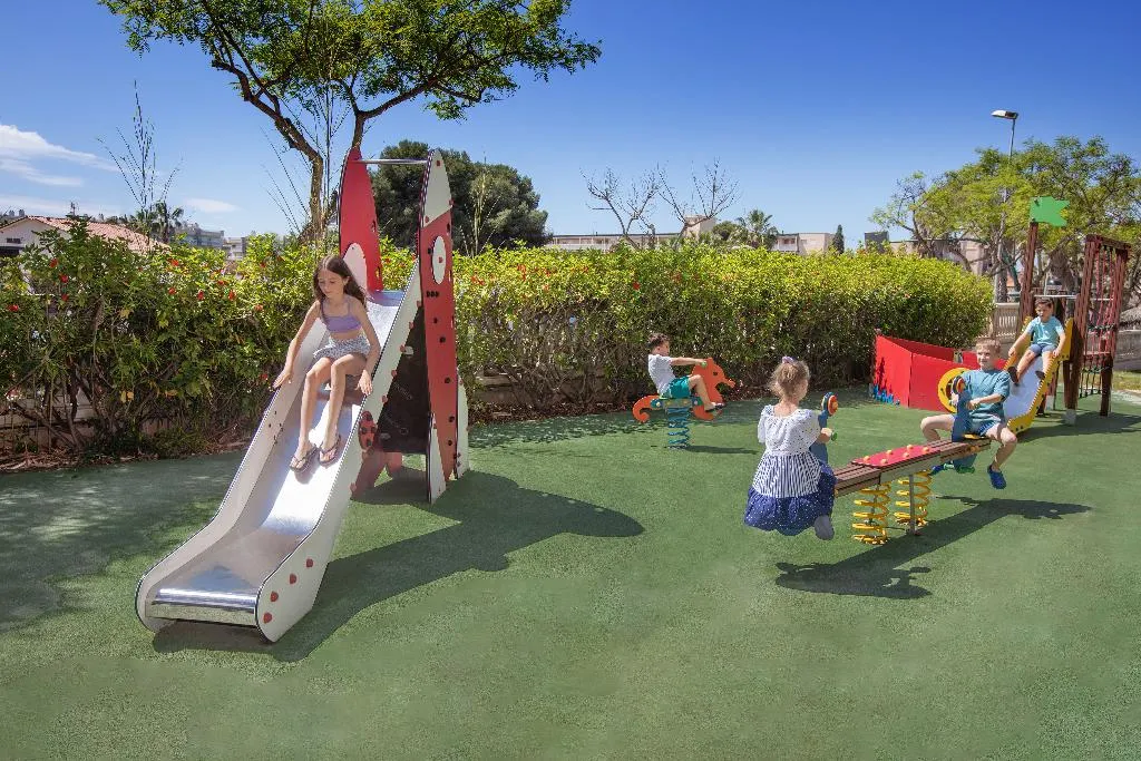 Sports and Entertainment, Ponient Dorada Palace by PortAventura World, Costa Dorada