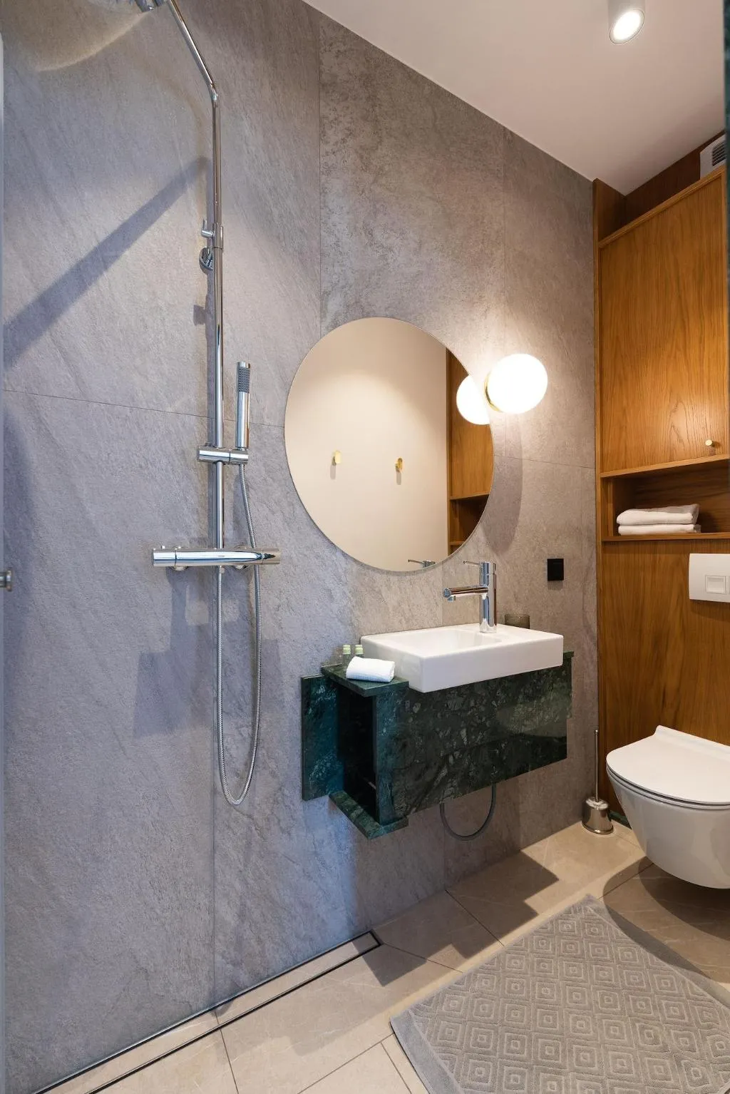 Room, City Lights Apartments, Krakow