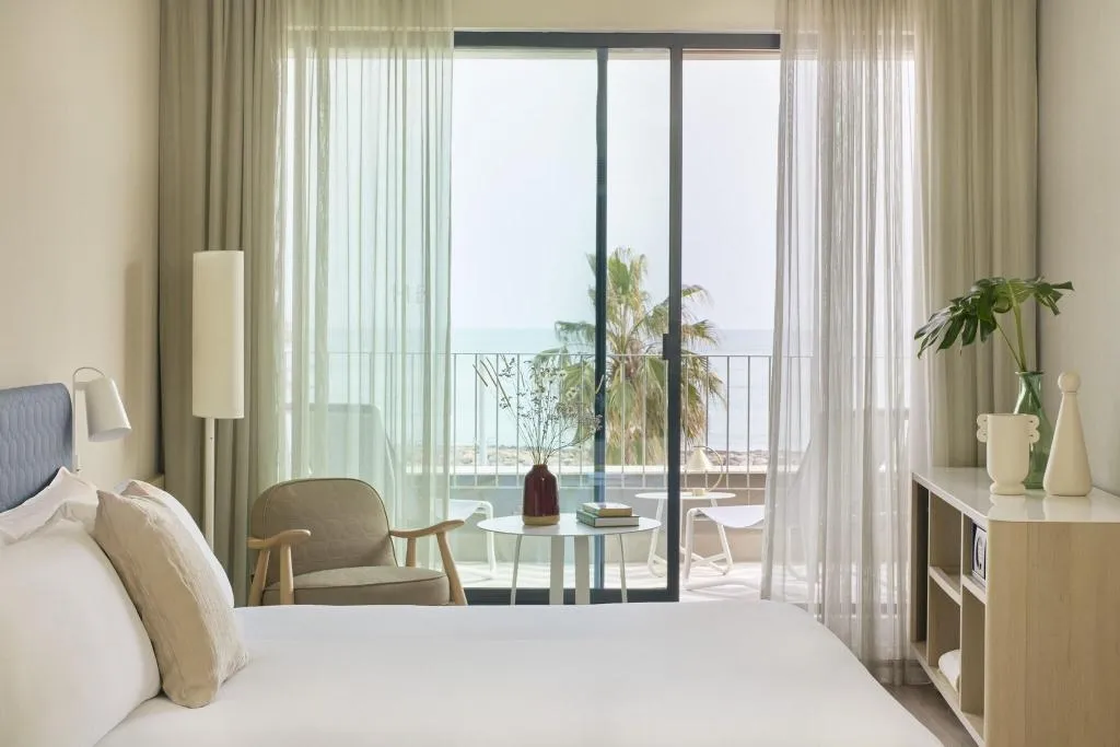 Room, ME Sitges Terramar, Costa Brava