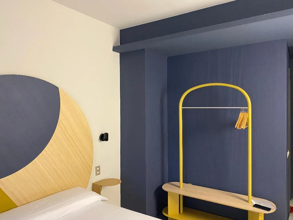 DOUBLE SINGLE USE PARK VIEW Room, Onix Fira, Barcelona