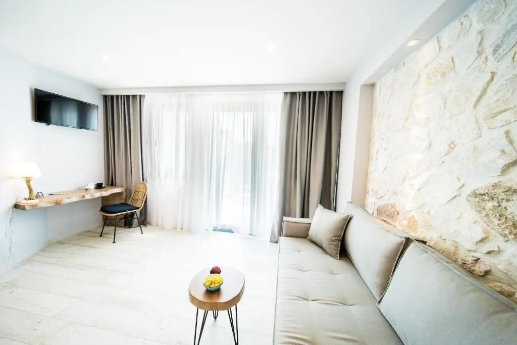 Room, Kali Thea Suites, Halkidiki