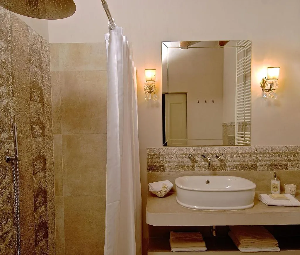 Room, Palazzo Sant'Angelo Boutique B&B, Perugia