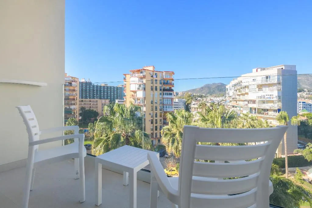 QUADRUPLE STANDARD Room, Hotel Parasol by Dorobe, Costa Del Sol