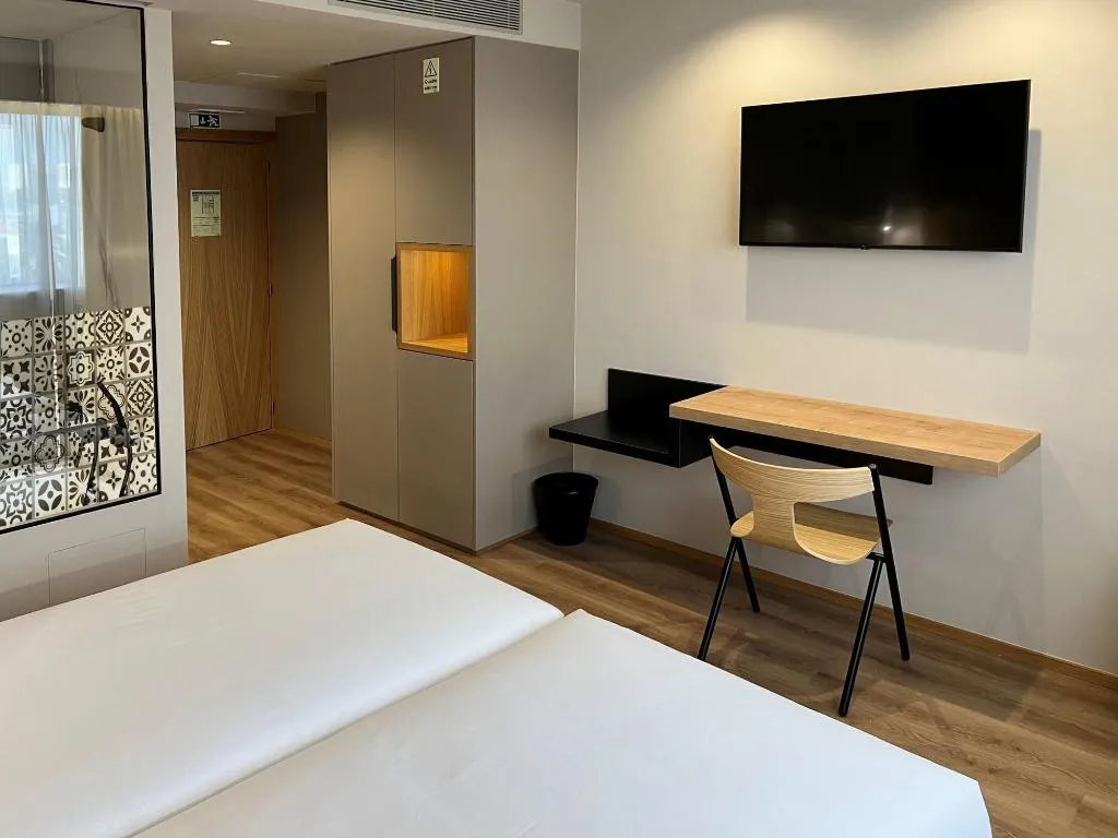 Room, Room Select Porto, Porto