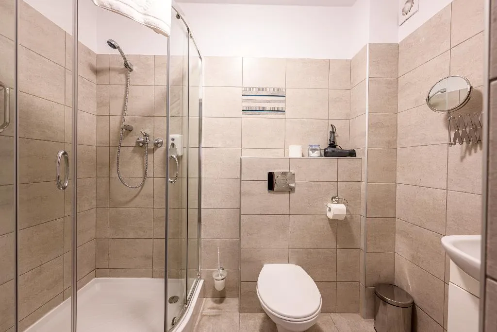 DOUBLE DELUXE WITH BALCONY Room, On/set Aparthotel, Krakow