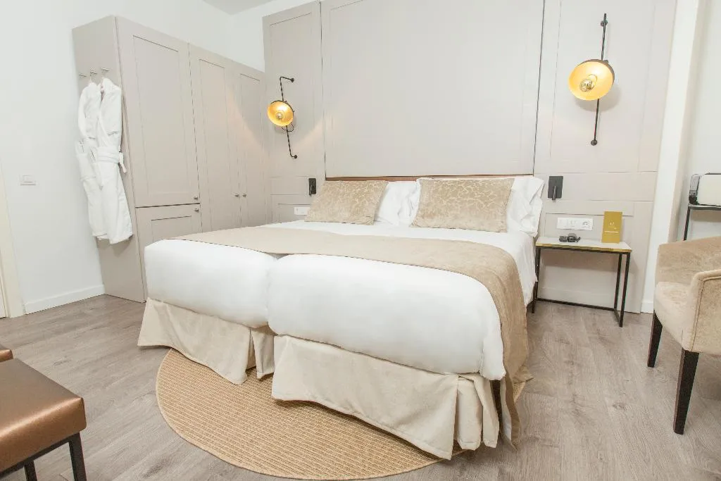 DOUBLE SINGLE USE STANDARD Room, ICON Rosetó, Majorca