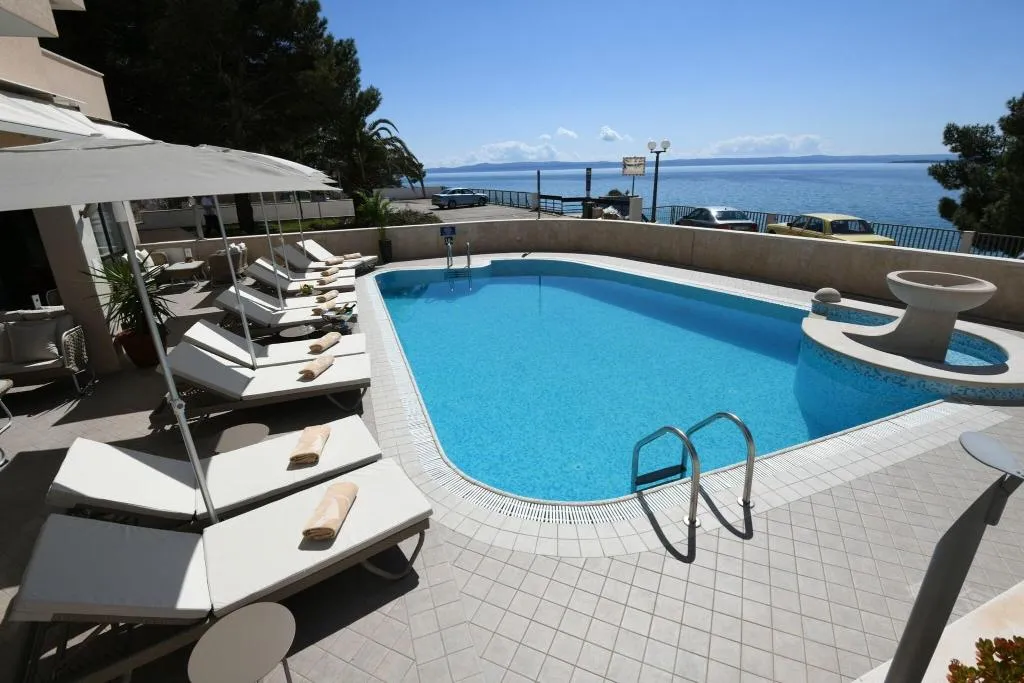 Bar, Milenij, Split