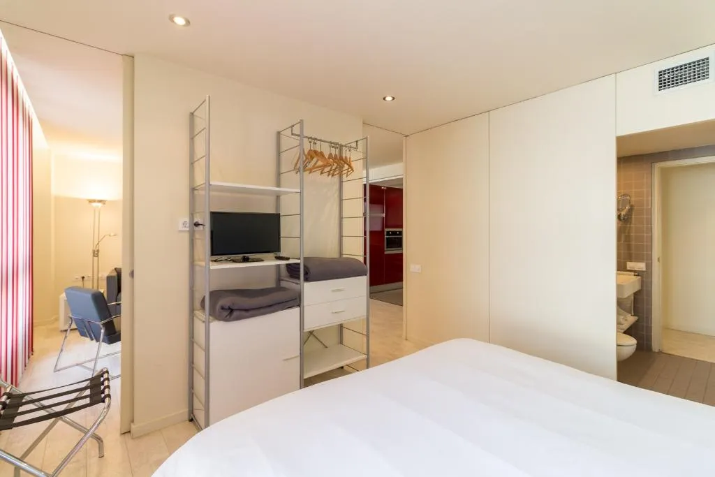 Room, The Urban Suites.Com, Barcelona
