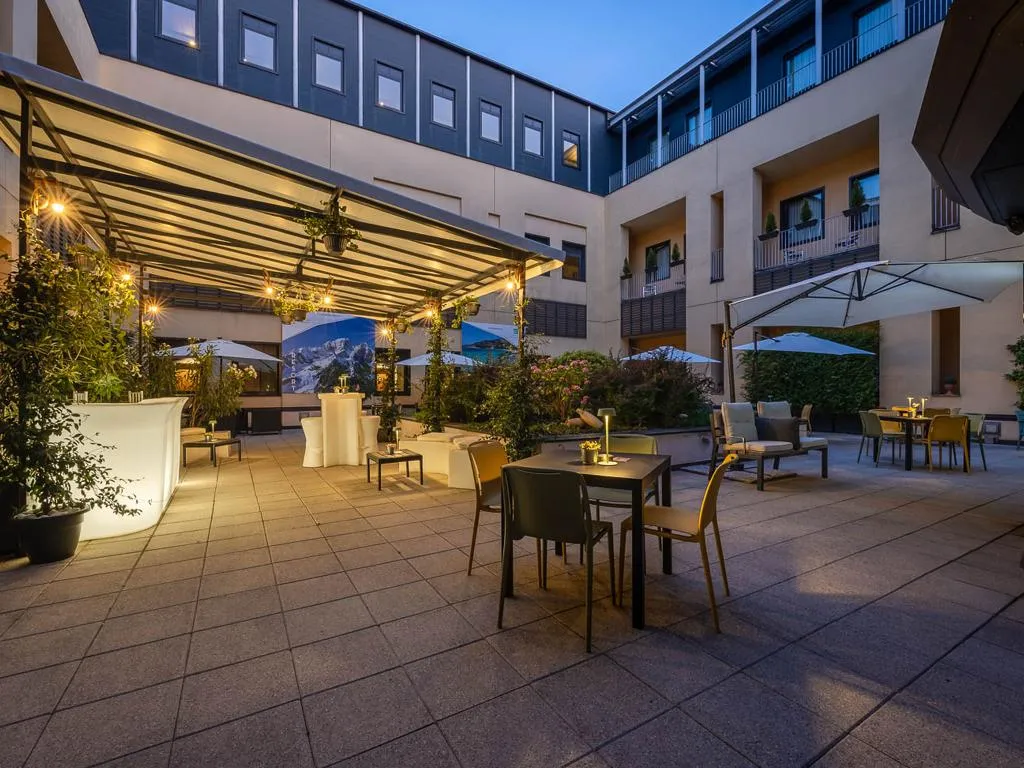 Terrace, iH Hotels Milano Gioia, Milan