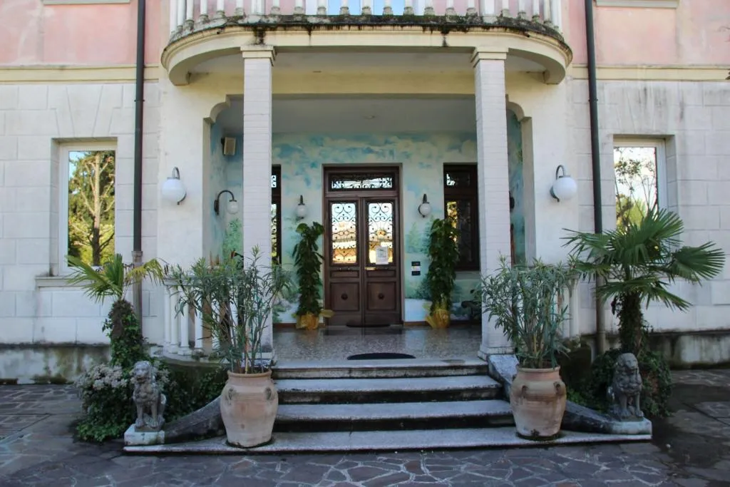 Terrace, Park Hotel Villa Leon d'Oro, Venice