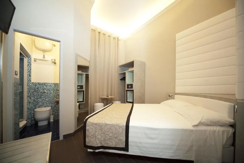 Room, Residenza Le Fonticine, Florence