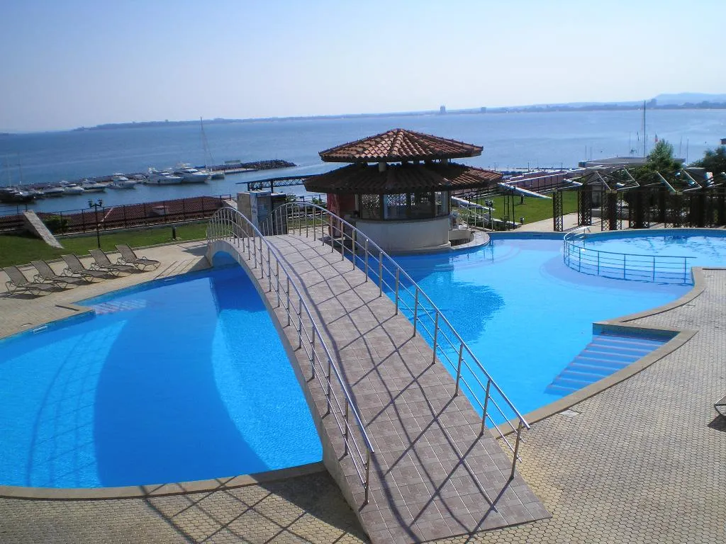 General view, Diamond Apartcomplex, Bourgas