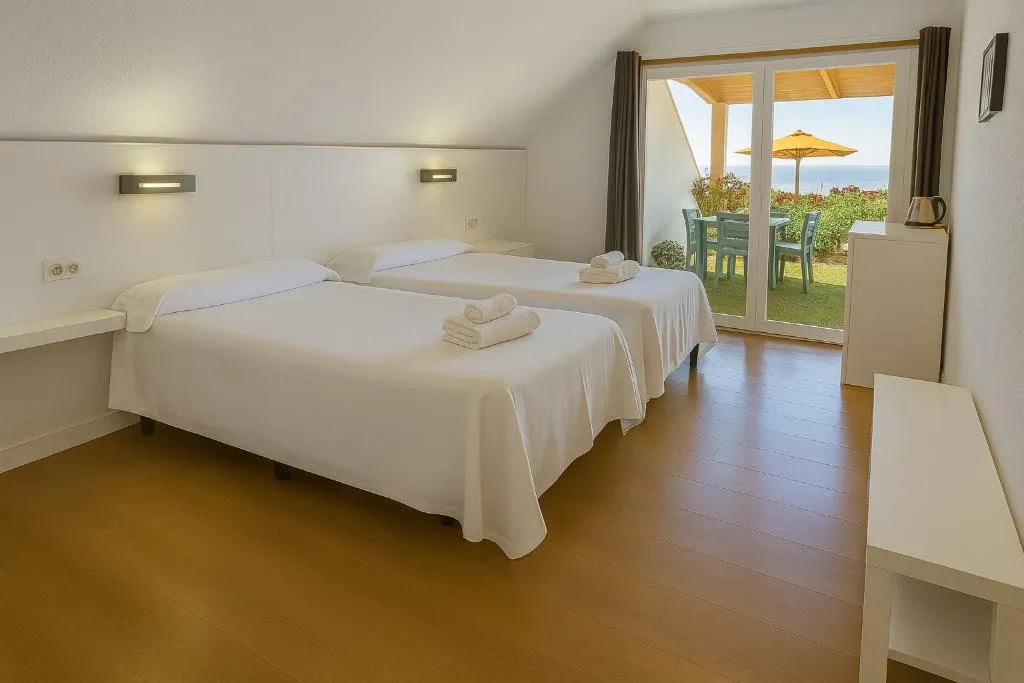 Double or Twin WITH BALCONY Room, Villa Las Flores, Tenerife