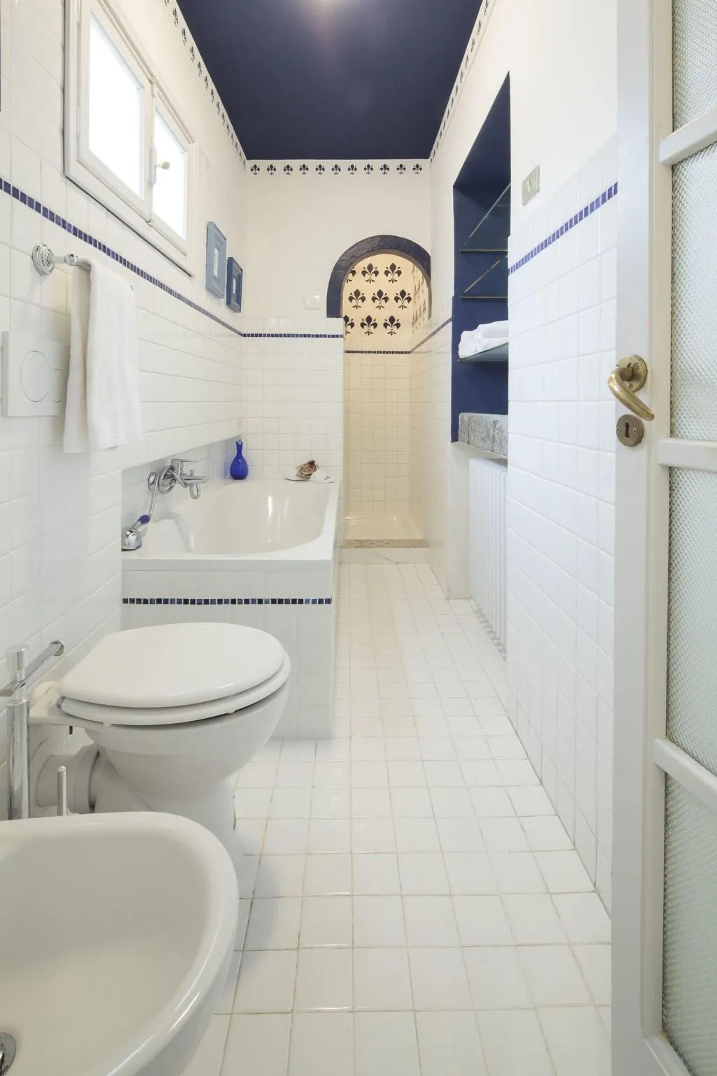 Room, Perla Js, Florence