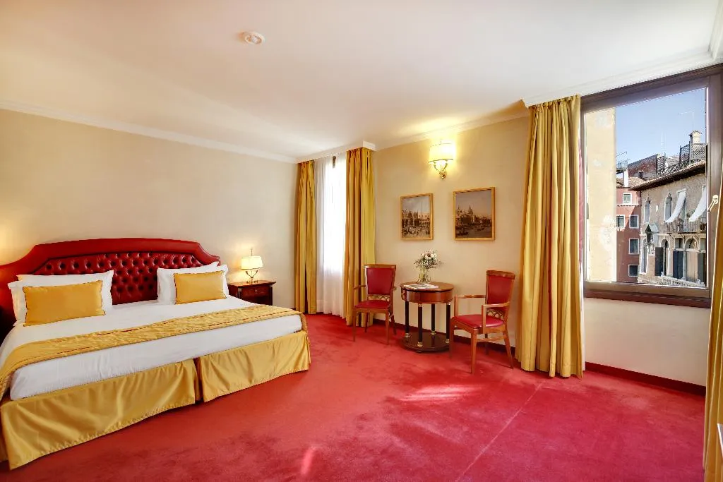 SUITE COMFORT Room, Dona Palace, Venice