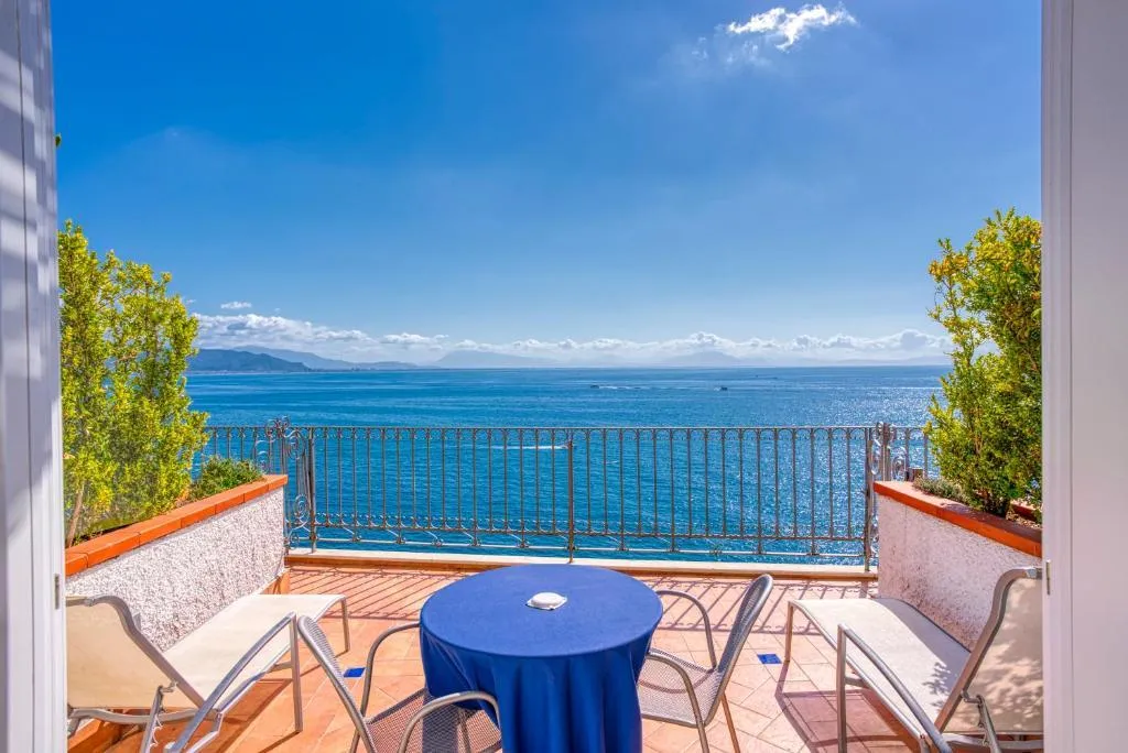 DOUBLE DELUXE Room, Hotel Cetus, Naples