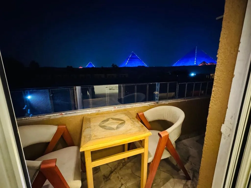 Room, Capital Of Pyramids Hotel, Cairo