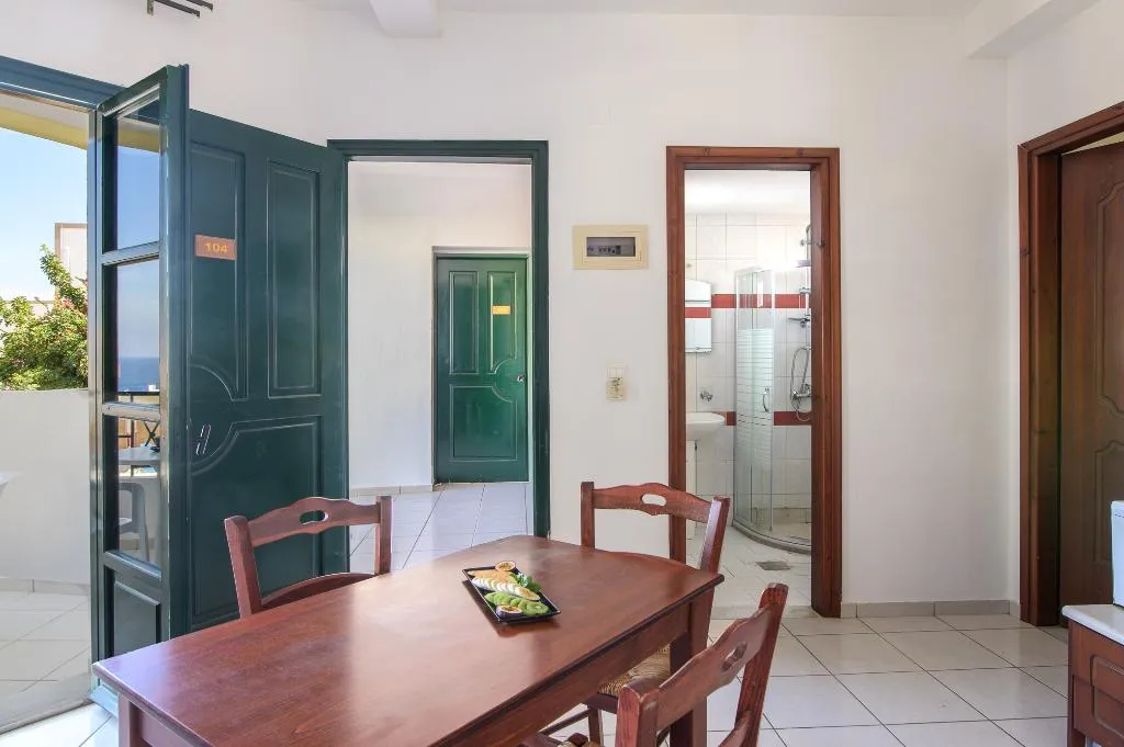 QUADRUPLE STANDARD Room, Ariadni Palace, Crete