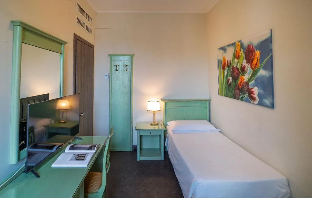 SINGLE STANDARD Room, Donatello, Venice