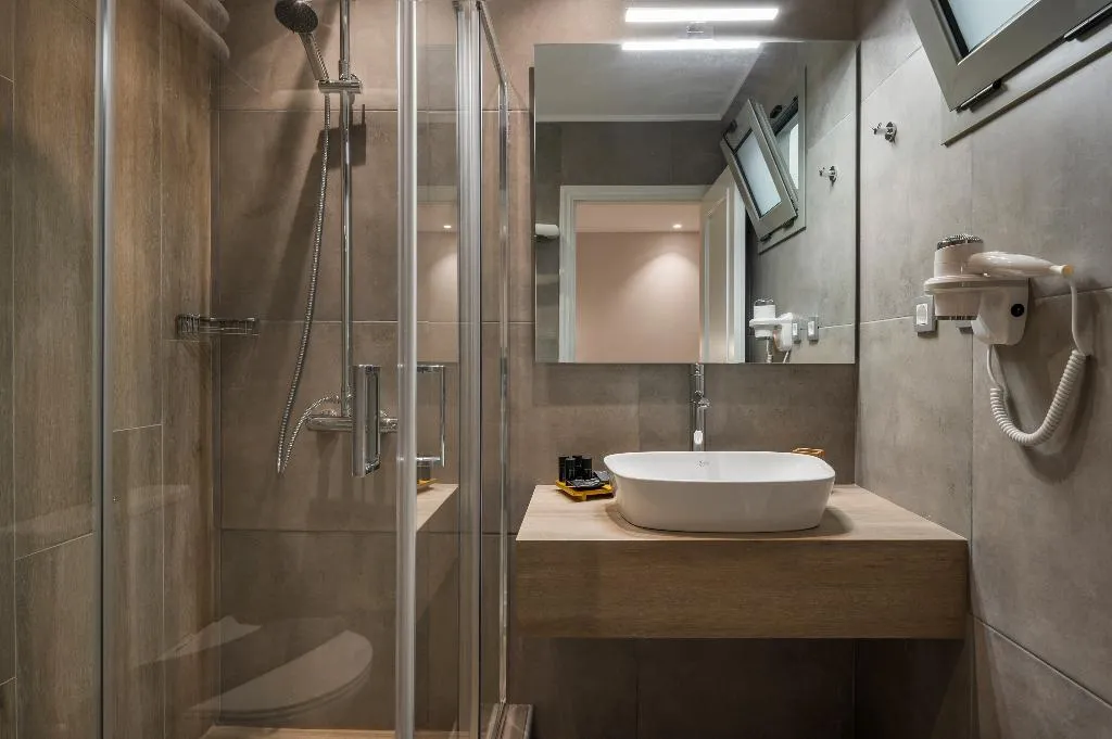 SUITE TWO BEDROOMS Room, Plaza 1866 Superior City Rooms, Crete
