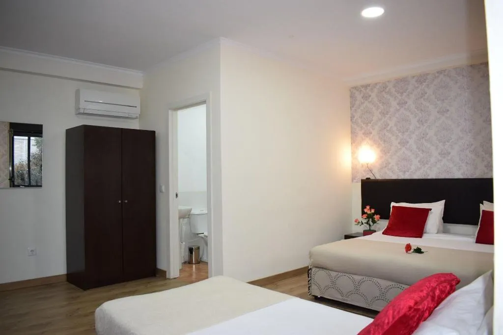 Room, Universo Romântico Guesthouse & Spa, Lisbon