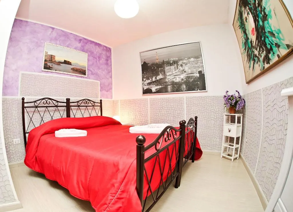 Room, Residence Confalone, Naples