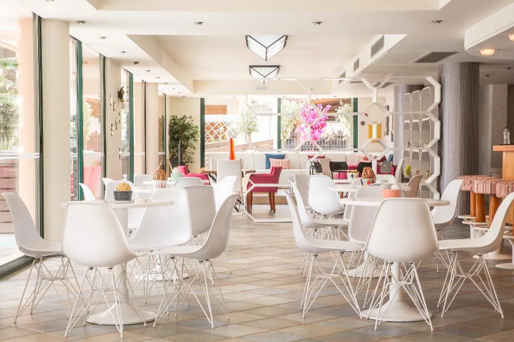 Restaurant, Flisvos Royal Tolo, Athens