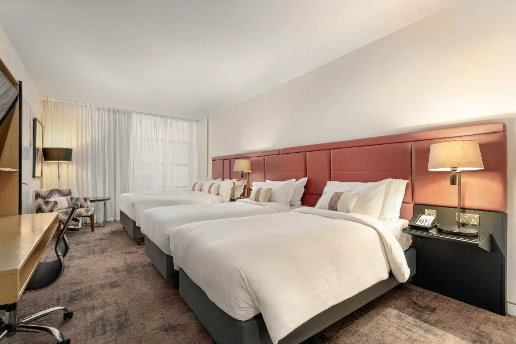 TRIPLE DELUXE Room, The Spencer Hotel, Dublin