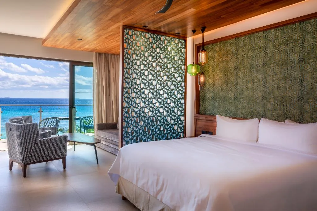 JUNIOR SUITE OCEAN FRONT Room, Sandos Playacar All Inclusive, Cancun Area