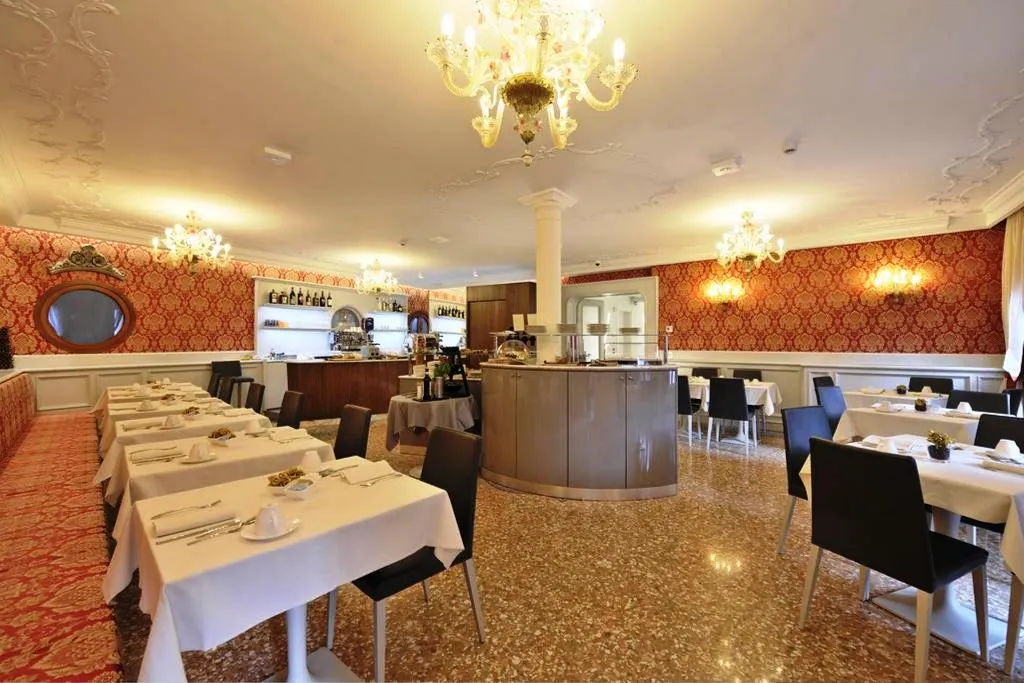Restaurant, Al Theatro Palace, Venice