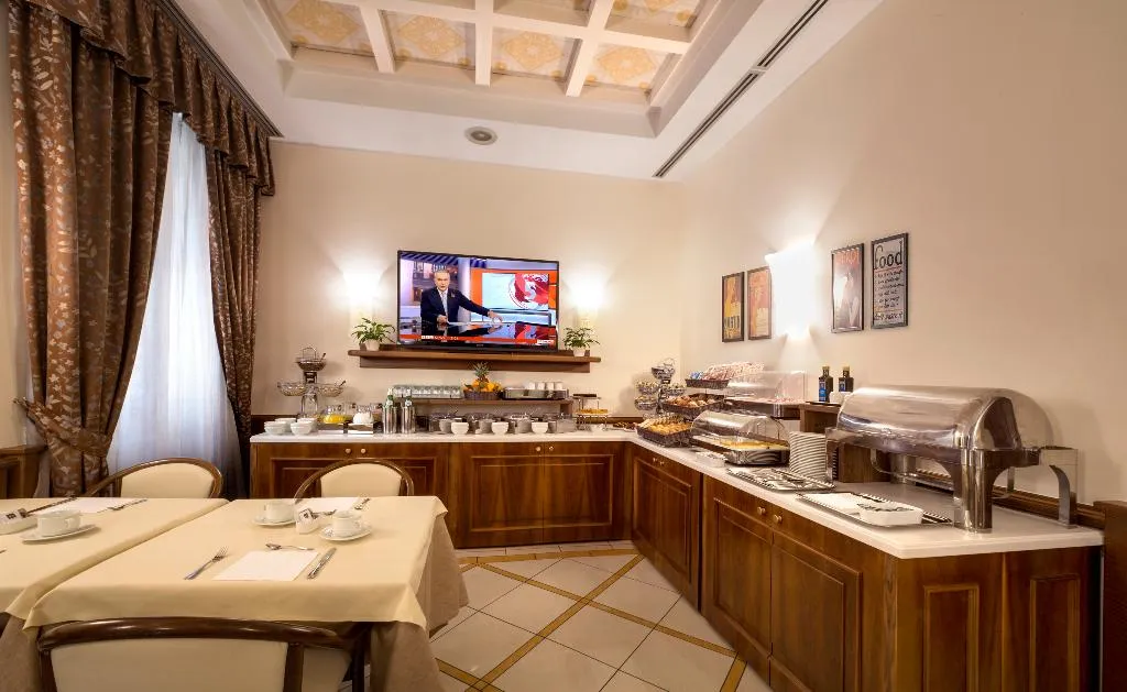 Restaurant, Lancaster Hotel, Milan