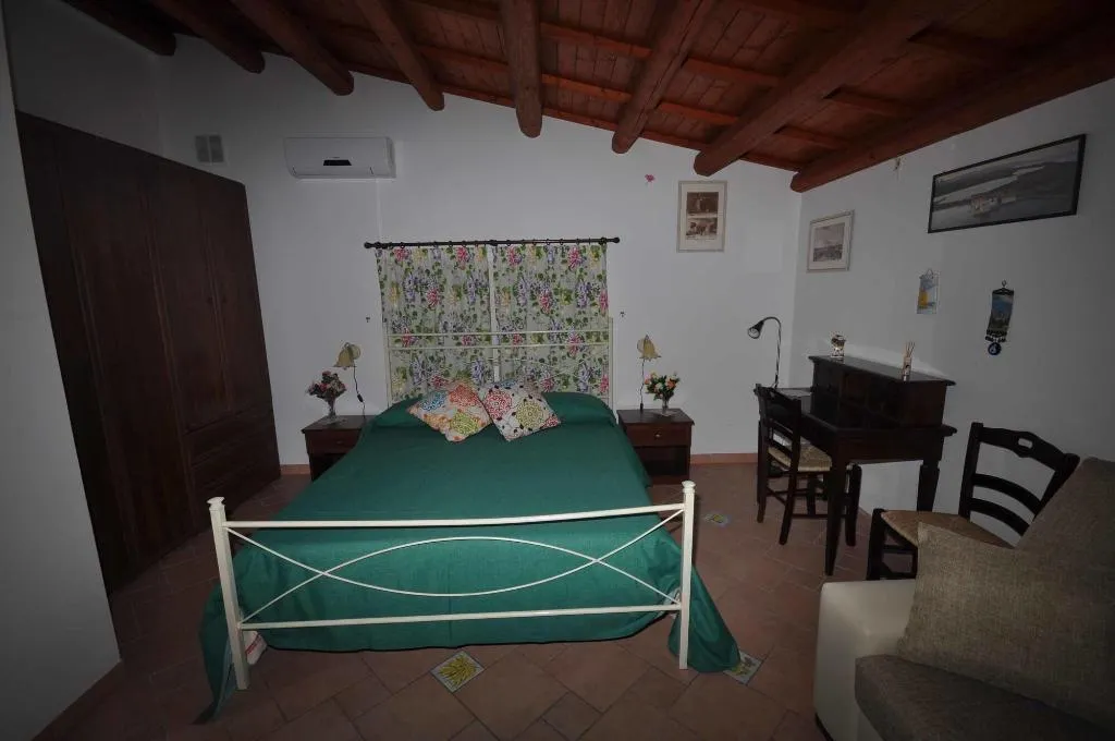 Room, Mandorleto B&B, Catania