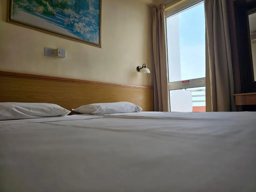 Double or Twin SIDE SEA VIEW Room, Ambassador Hotel, Malta