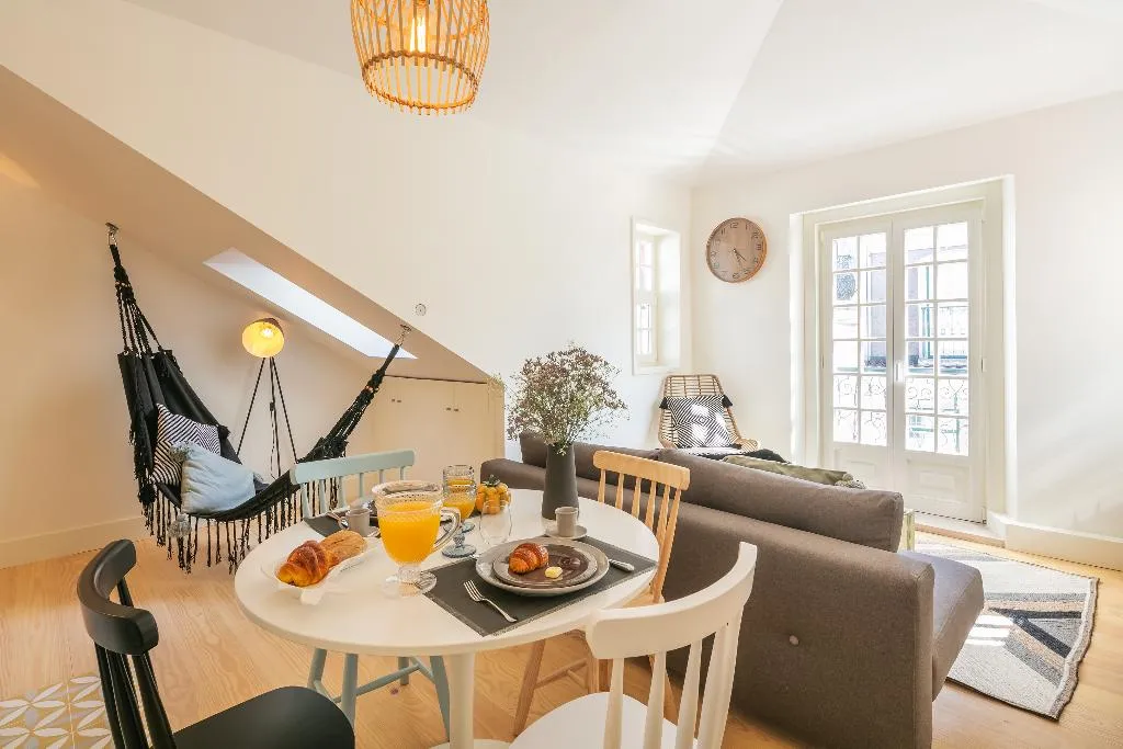 APARTMENT ONE BEDROOM Room, Almaria - Edificio Officina Real, Lisbon