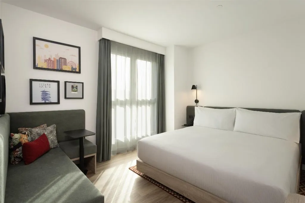 DOUBLE KING SIZE BED Room, Hampton By Hilton Malaga Martiricos, Costa Del Sol