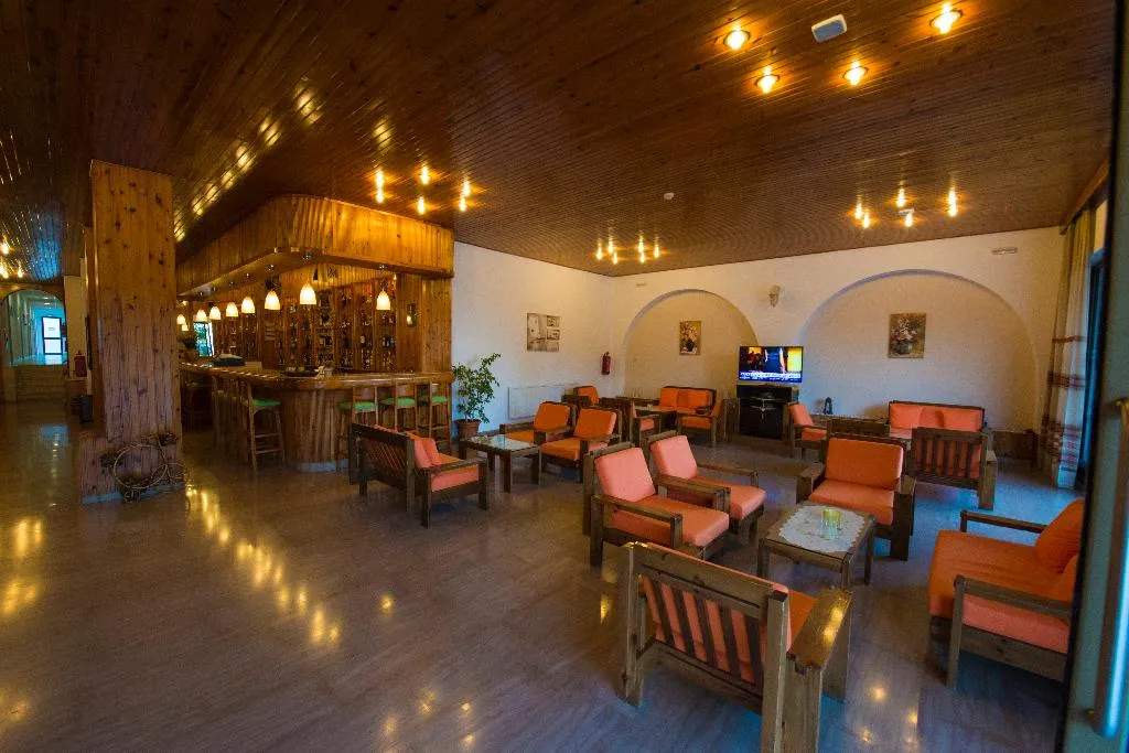 Lobby, International, Kos
