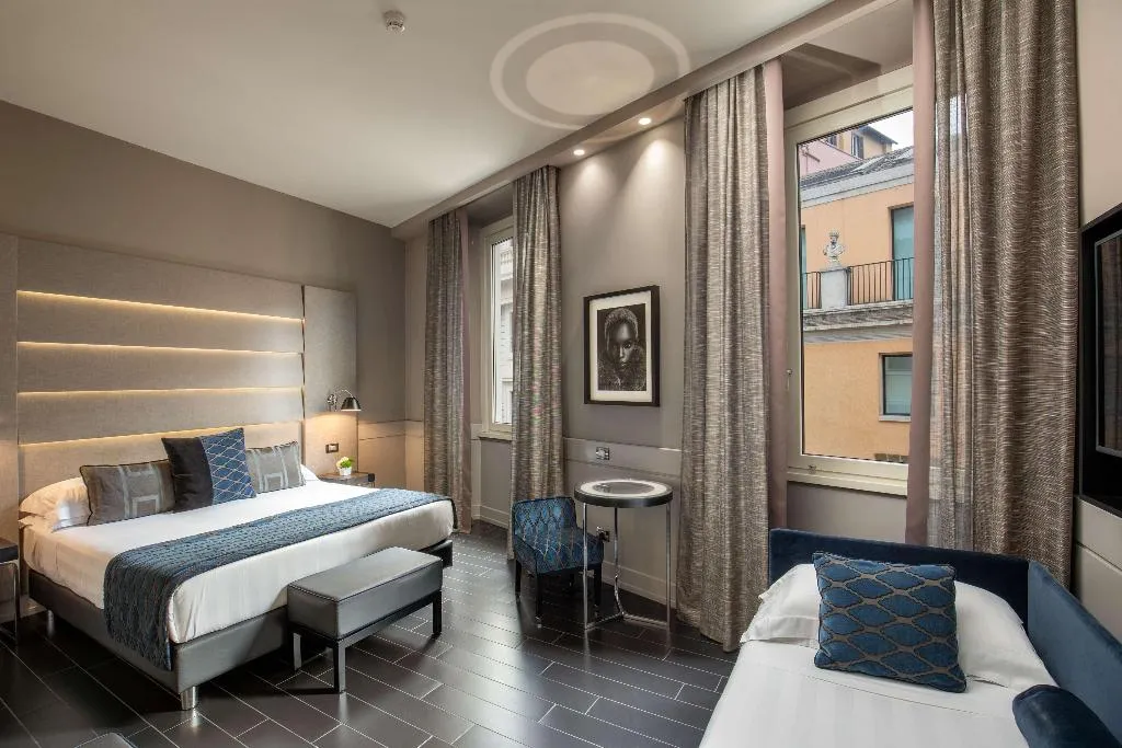 Room, The Style, Rome