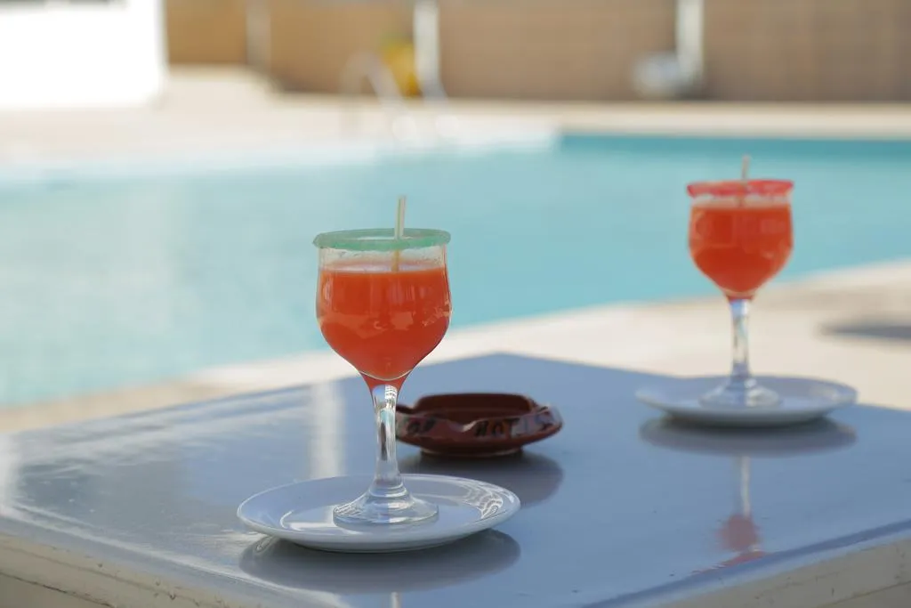 Pool, Suisse, Casablanca