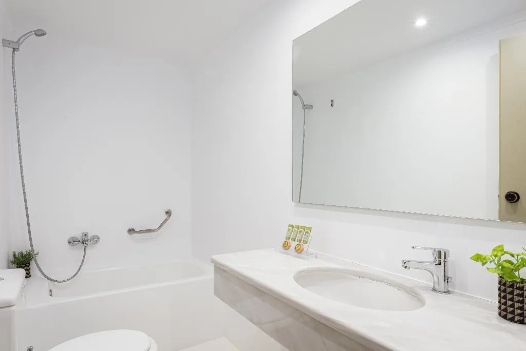 TWIN STANDARD Room, Acropolis Select, Athens