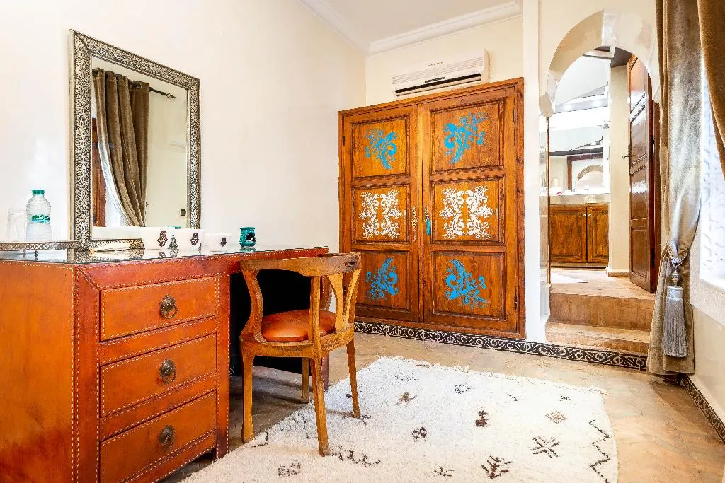 DOUBLE DELUXE ONE BED Room, Riad Kamal, Marrakech