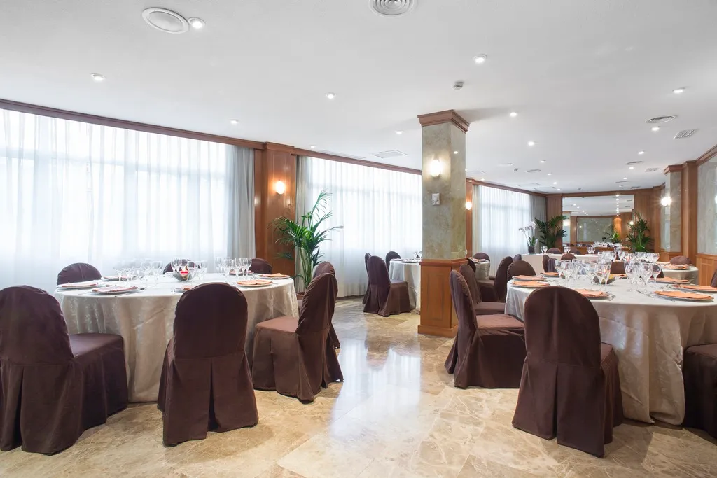 Conferences, VP Jardin de Tres Cantos, Madrid