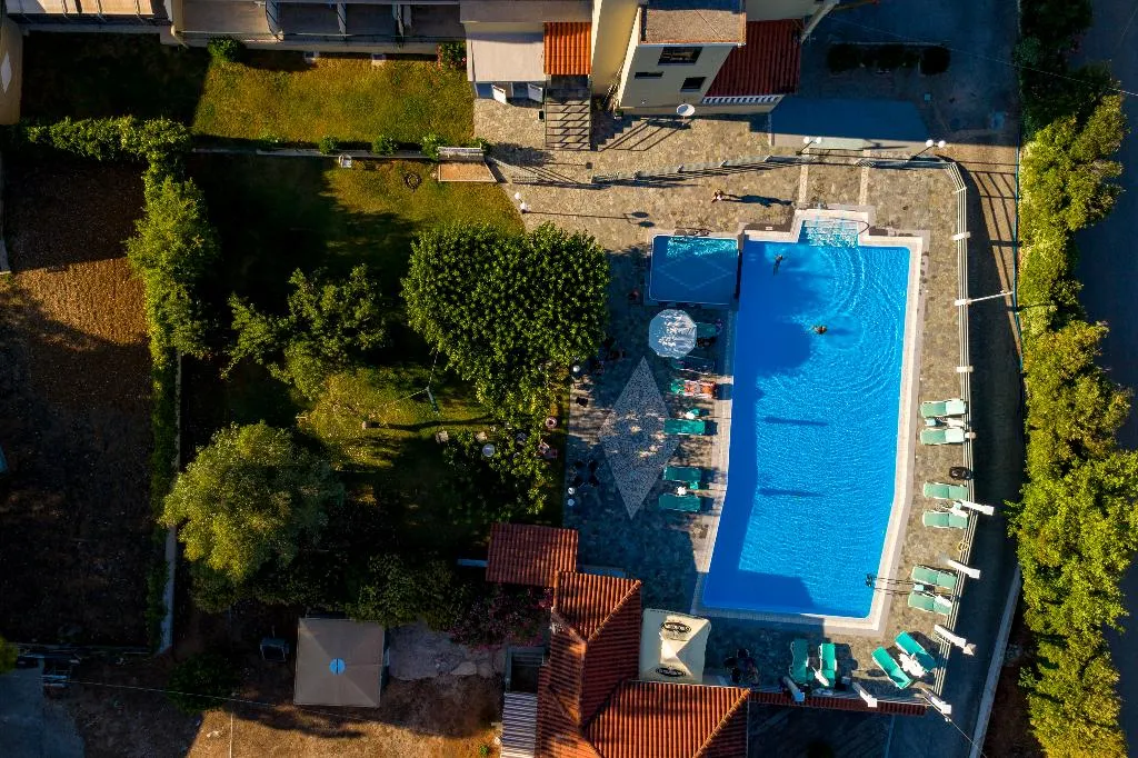 Pool, Ionis Hotel, Kefallinia