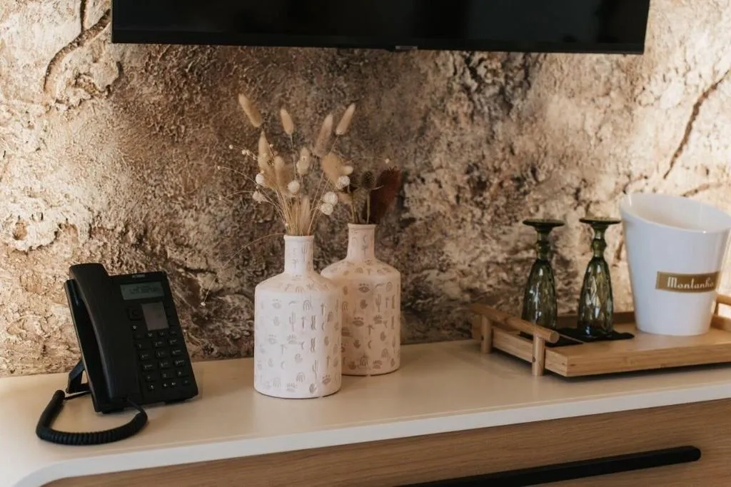 Room, Pousadela Village, Porto