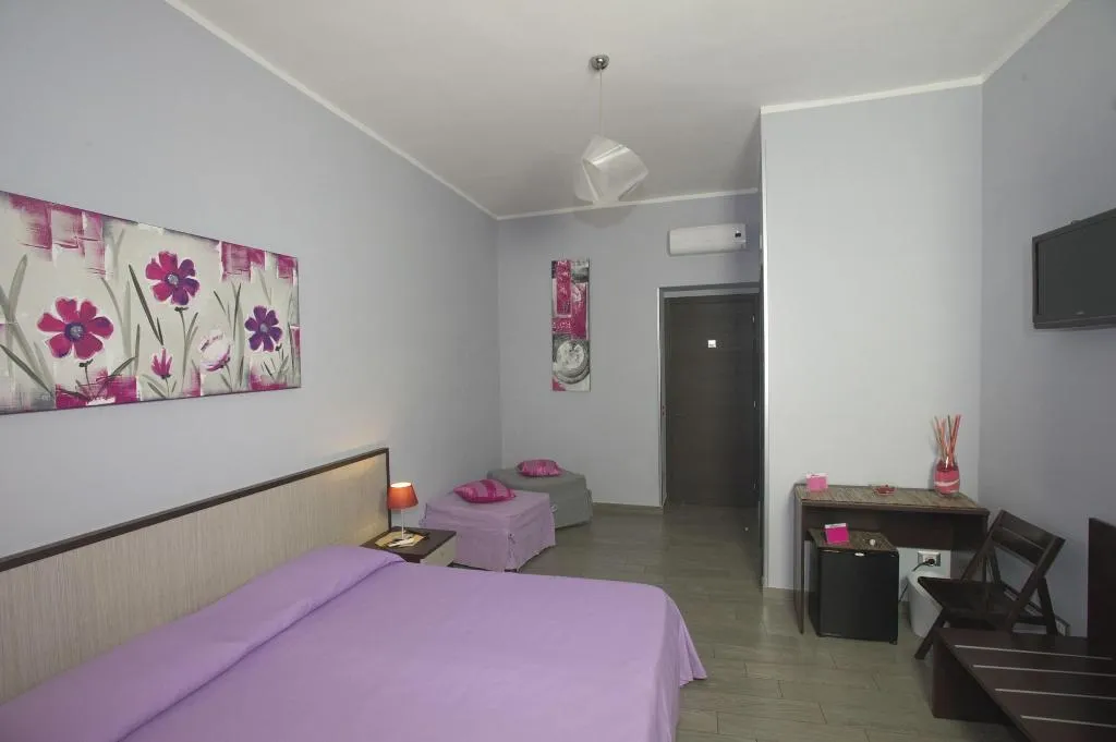 Room, B&B Eco, Naples