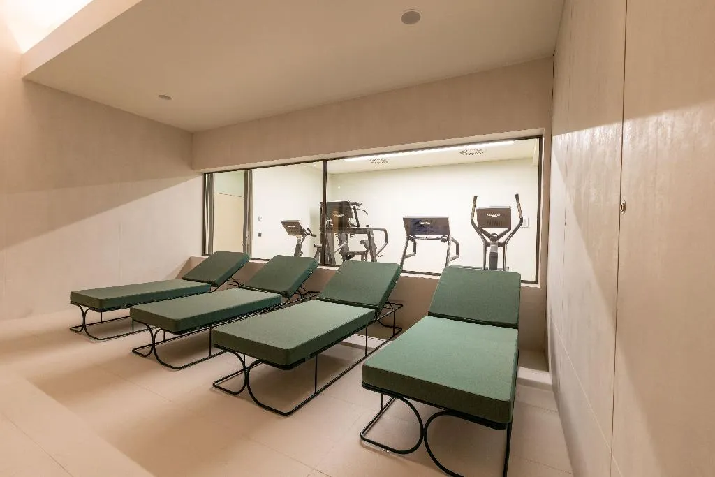 Sports and Entertainment, Luster Hotel, Lisbon