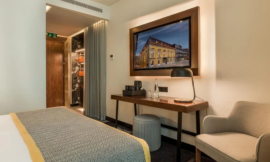Double or Twin DELUXE Room, Pousada do Porto – Rua das Flores, Porto