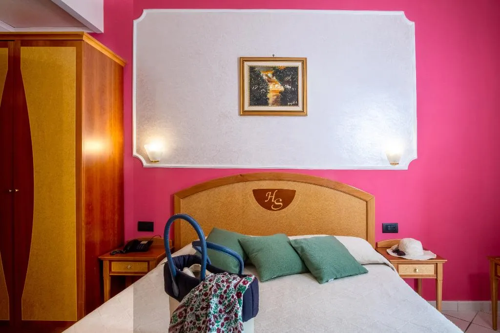 Room, Hotel Savoia, Naples