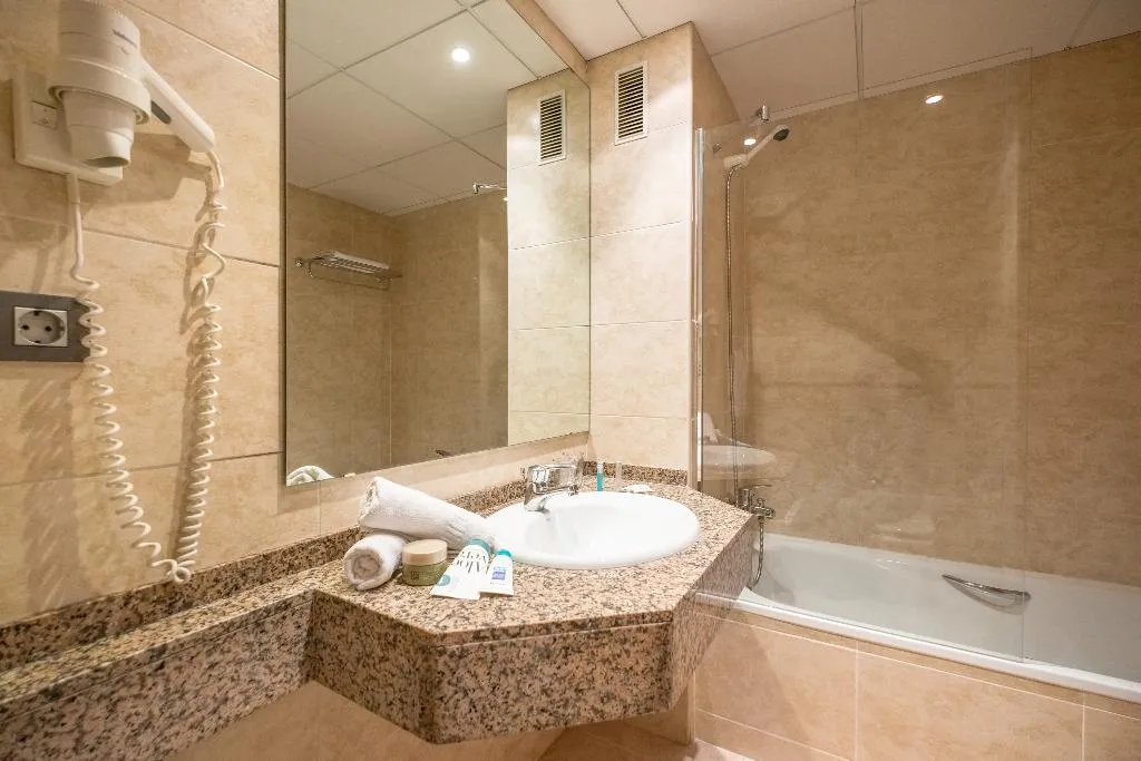 Room, California Palace, Costa Dorada