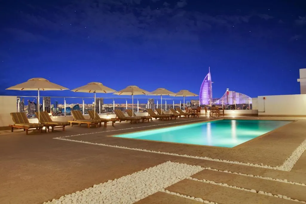 Pool, Lemon Tree Hotel Jumeirah, Dubai, Dubai